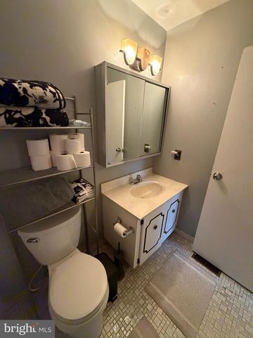 352-B WILLOW TURN, Mount Laurel, NJ 08054