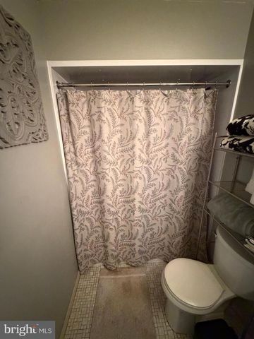 352-B WILLOW TURN, Mount Laurel, NJ 08054
