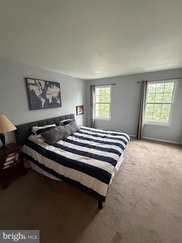 352-B WILLOW TURN, Mount Laurel, NJ 08054