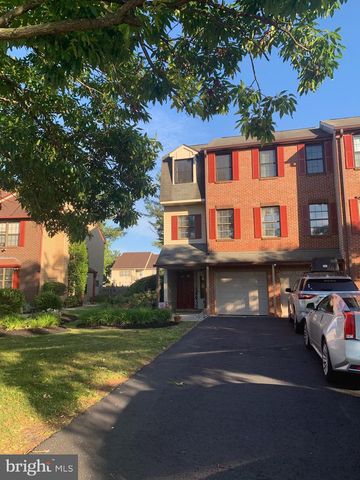 352-B WILLOW TURN, Mount Laurel, NJ 08054