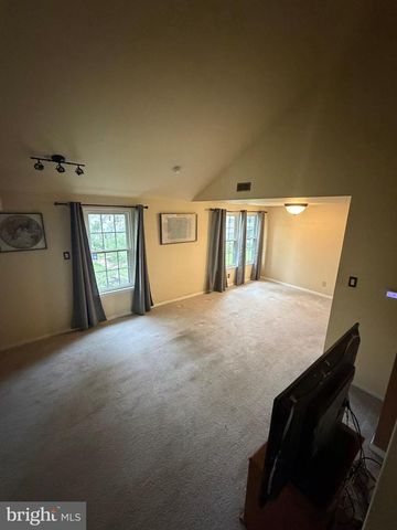 352-B WILLOW TURN, Mount Laurel, NJ 08054