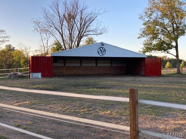 2807 Otten Road, Millstadt, IL 62260