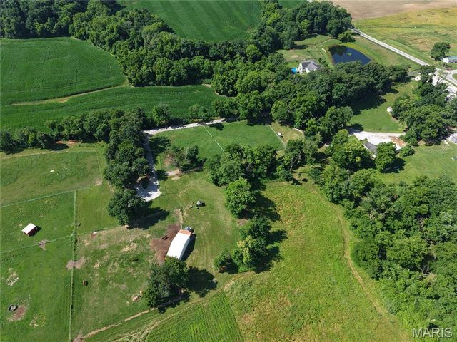 2807 Otten Road, Millstadt, IL 62260