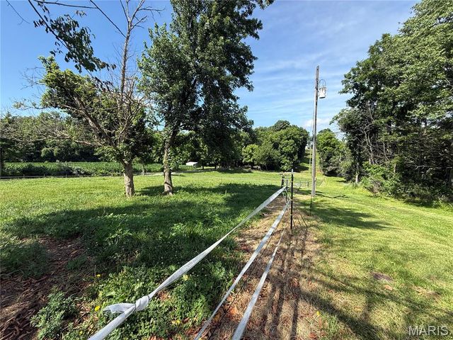 2807 Otten Road, Millstadt, IL 62260