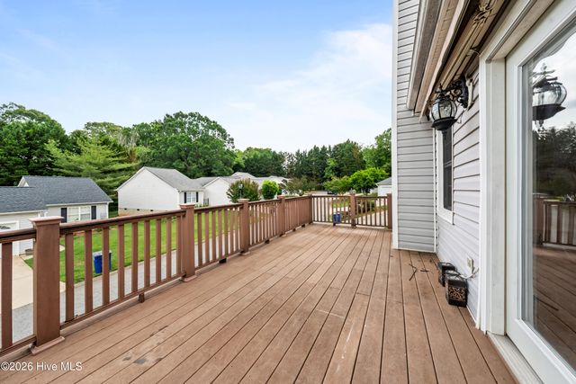 511 Westpark Circle, Winston Salem, NC 27103