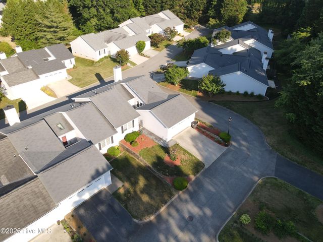 511 Westpark Circle, Winston Salem, NC 27103