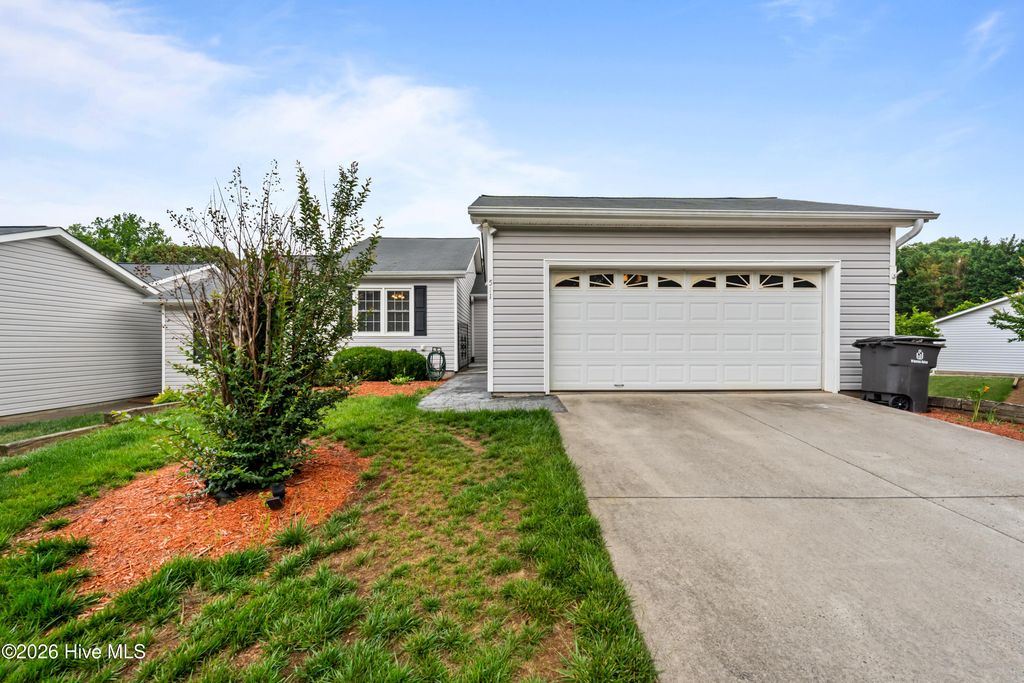511 Westpark Circle, Winston Salem, NC 27103