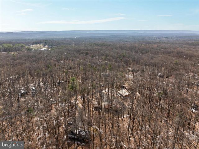 111 BOB WHITE LN, Hedgesville, WV 25427