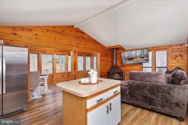 111 BOB WHITE LN, Hedgesville, WV 25427