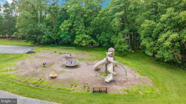 111 BOB WHITE LN, Hedgesville, WV 25427