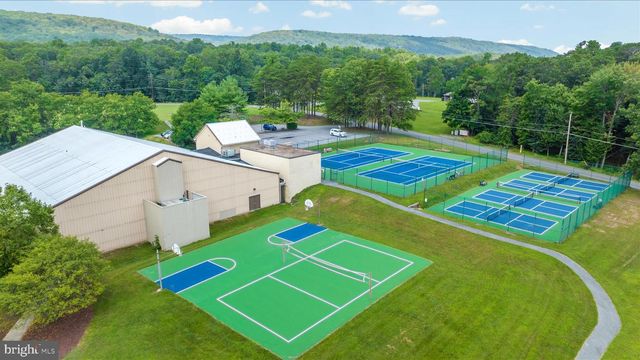 111 BOB WHITE LN, Hedgesville, WV 25427