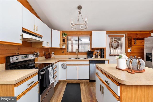 111 BOB WHITE LN, Hedgesville, WV 25427