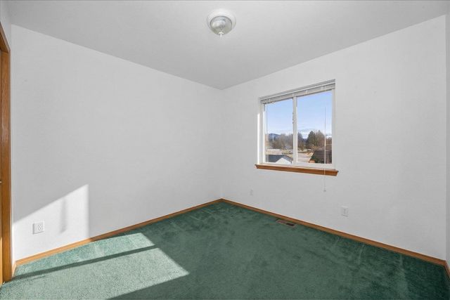 23025 E Colt Ln, Liberty Lake, WA 99019