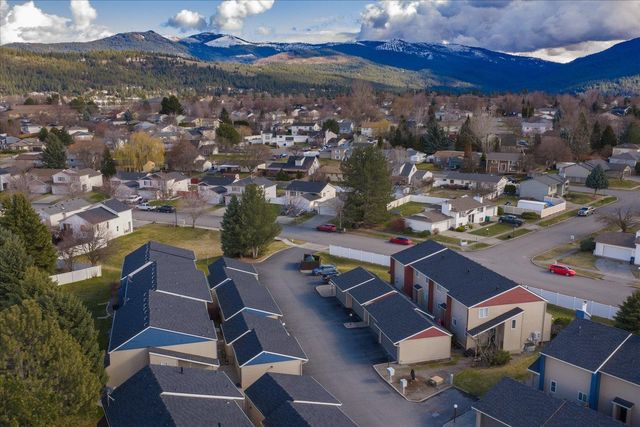 23025 E Colt Ln, Liberty Lake, WA 99019