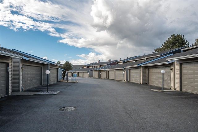 23025 E Colt Ln, Liberty Lake, WA 99019