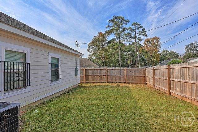 1520 E 56th Street, Savannah, GA 31404