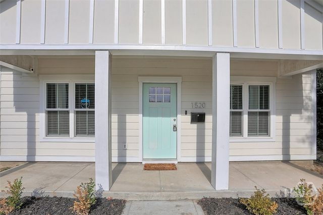 1520 E 56th Street, Savannah, GA 31404