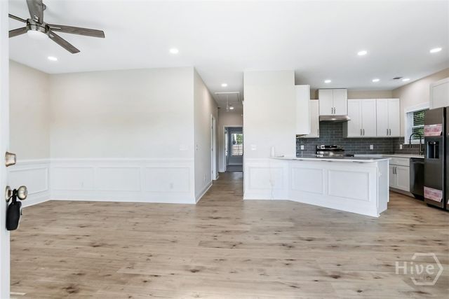 1520 E 56th Street, Savannah, GA 31404