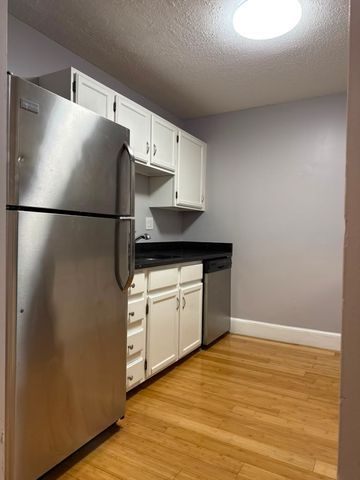 100 Captains Row 203, Chelsea, MA 02150