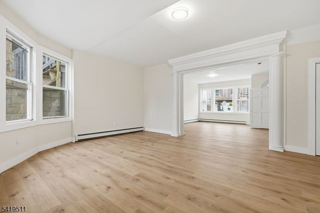 379 S Main St, Phillipsburg Town, NJ 08865