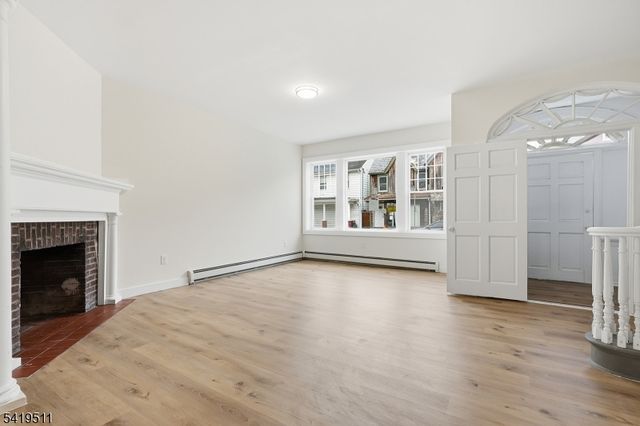 379 S Main St, Phillipsburg Town, NJ 08865