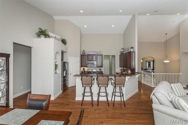 1586 Heritage Valley Drive, High Ridge, MO 63049