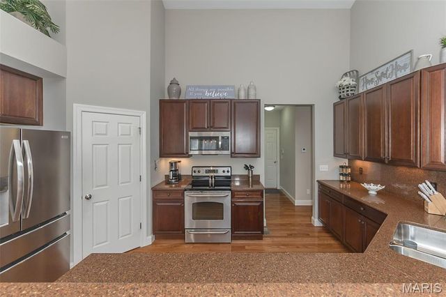 1586 Heritage Valley Drive, High Ridge, MO 63049