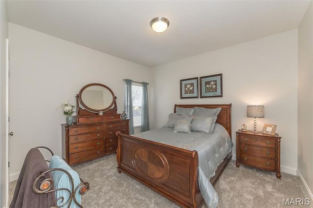 1586 Heritage Valley Drive, High Ridge, MO 63049