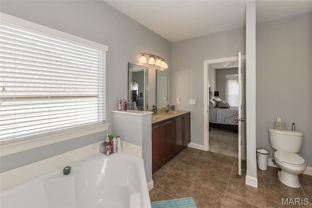 1586 Heritage Valley Drive, High Ridge, MO 63049