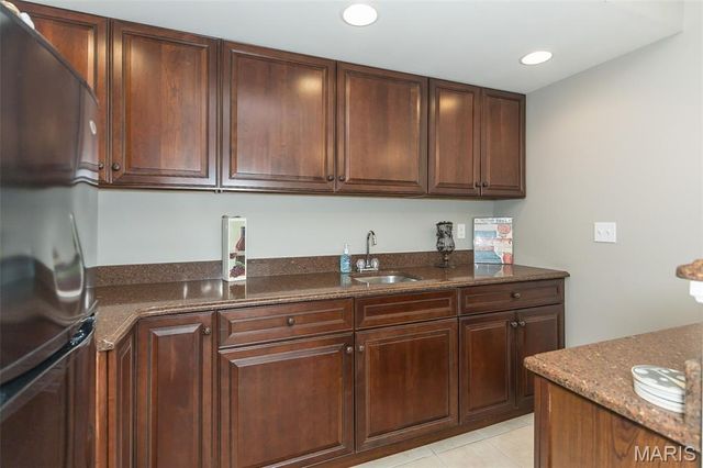 1586 Heritage Valley Drive, High Ridge, MO 63049