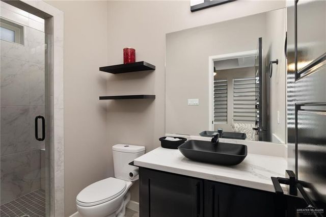 13921 N 35th Street, Mcallen, TX 78504