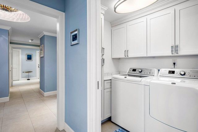 2001 SE Sailfish Point Boulevard 212, Stuart, FL 34996