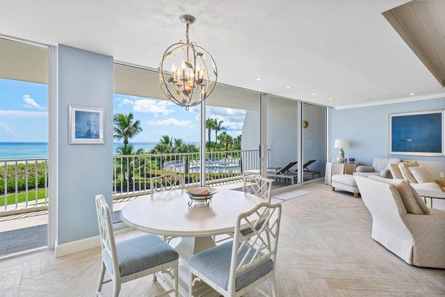 2001 SE Sailfish Point Boulevard 212, Stuart, FL 34996
