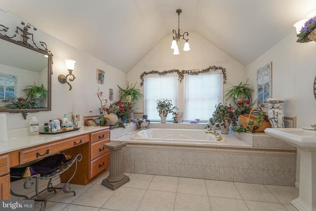 432 LOVE POINT RD, Stevensville, MD 21666