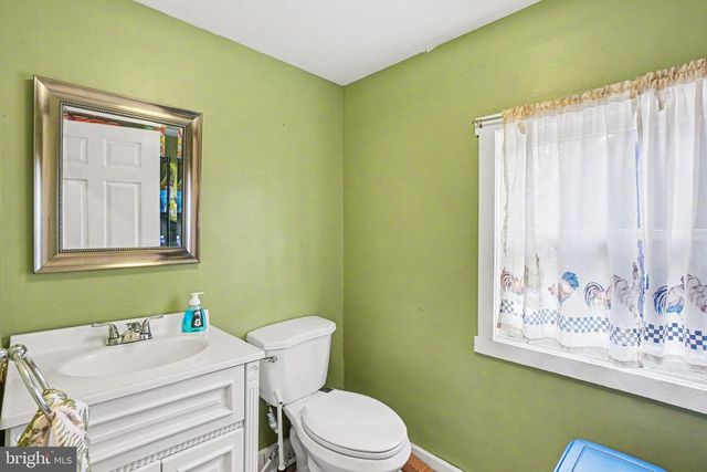 315 W HIGH ST, Womelsdorf, PA 19567