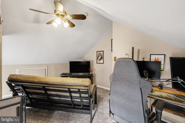 315 W HIGH ST, Womelsdorf, PA 19567