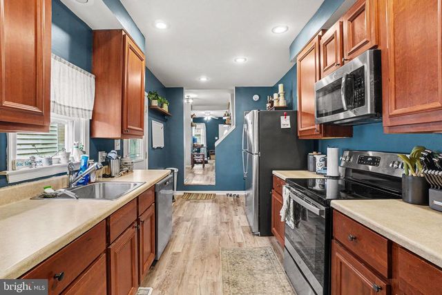 315 W HIGH ST, Womelsdorf, PA 19567