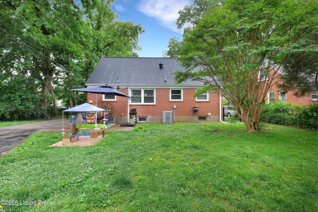 3745 Glenmeade Rd, Louisville, KY 40218