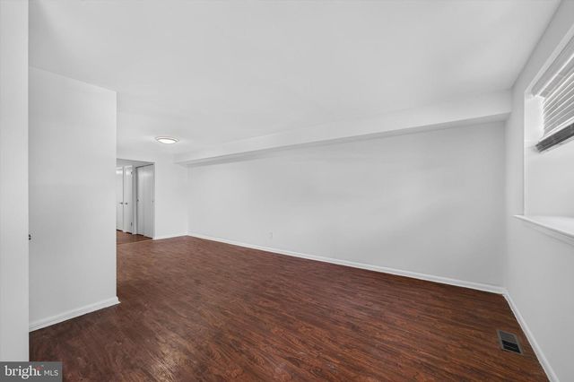 2261 STRAHLE ST, Philadelphia, PA 19152
