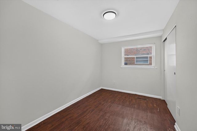 2261 STRAHLE ST, Philadelphia, PA 19152