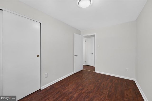 2261 STRAHLE ST, Philadelphia, PA 19152