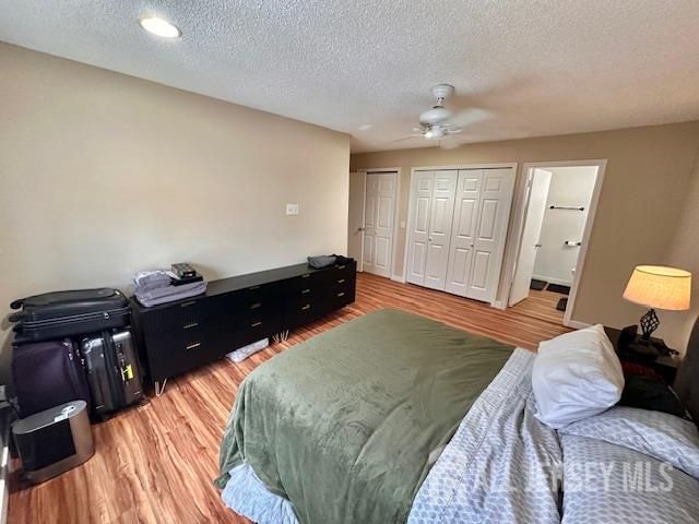 211 Sunshine Court, Sayreville, NJ 08859