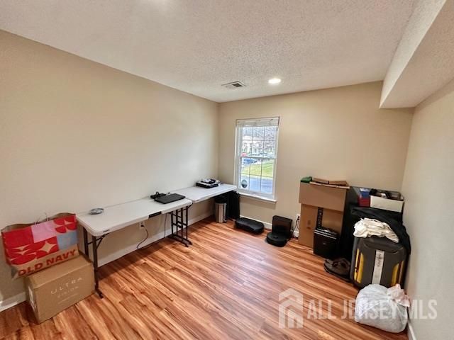 211 Sunshine Court, Sayreville, NJ 08859