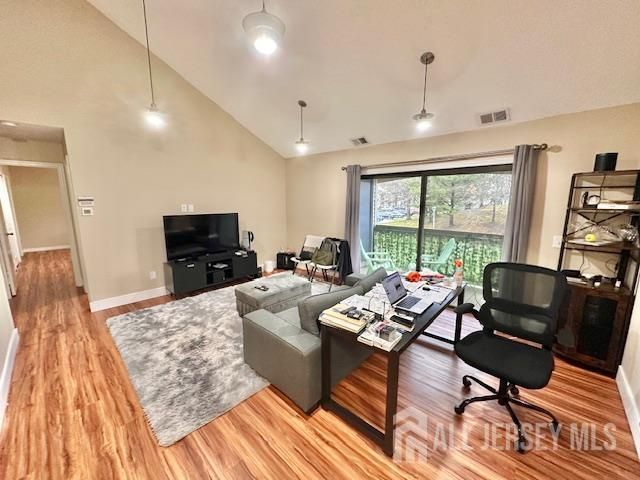 211 Sunshine Court, Sayreville, NJ 08859