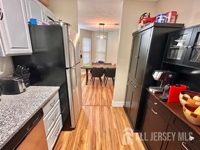 211 Sunshine Court, Sayreville, NJ 08859