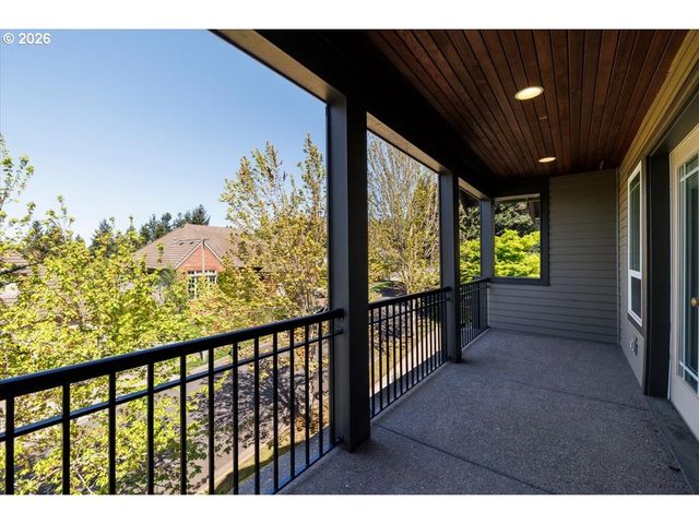 1910 TAYLOR Ct, West Linn, OR 97068