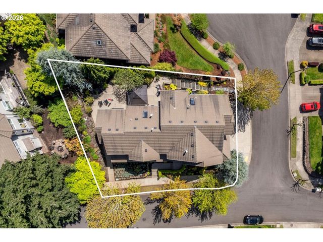 1910 TAYLOR Ct, West Linn, OR 97068