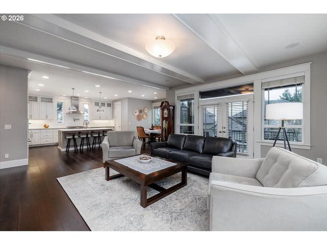 1910 TAYLOR Ct, West Linn, OR 97068