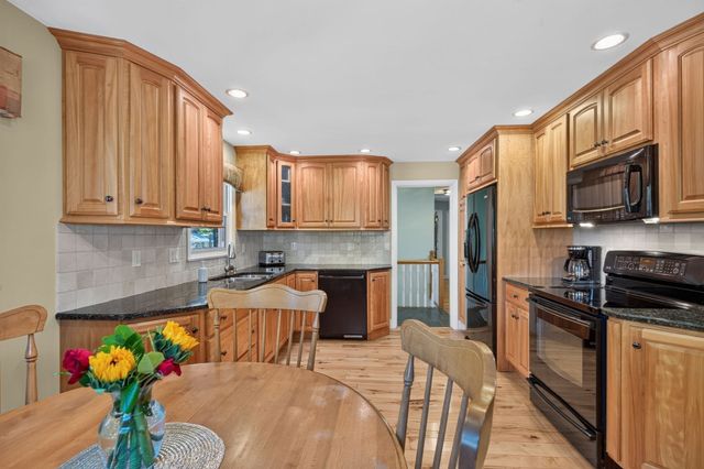 90 Woodstock St, North Andover, MA 01845
