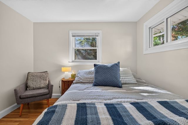 90 Woodstock St, North Andover, MA 01845